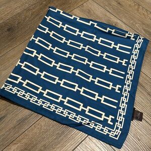 NWOT J.McLaughlin Amoura Silk Scarf